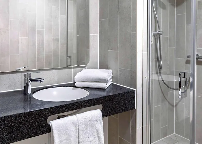 B&B Hotel Wetzlar 3* 베츨러